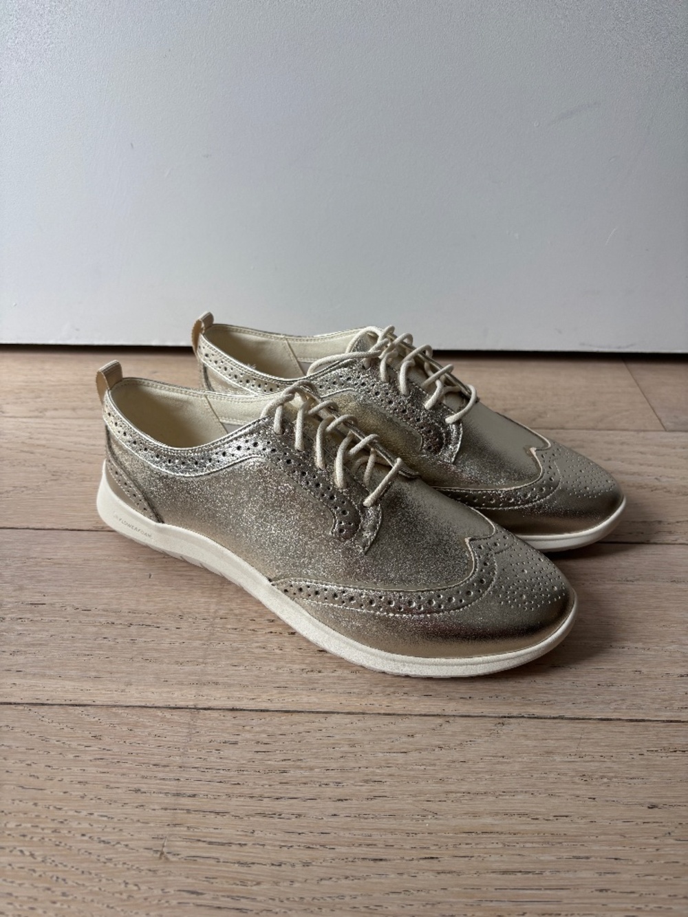 Cole Haan Oxfords (BN)